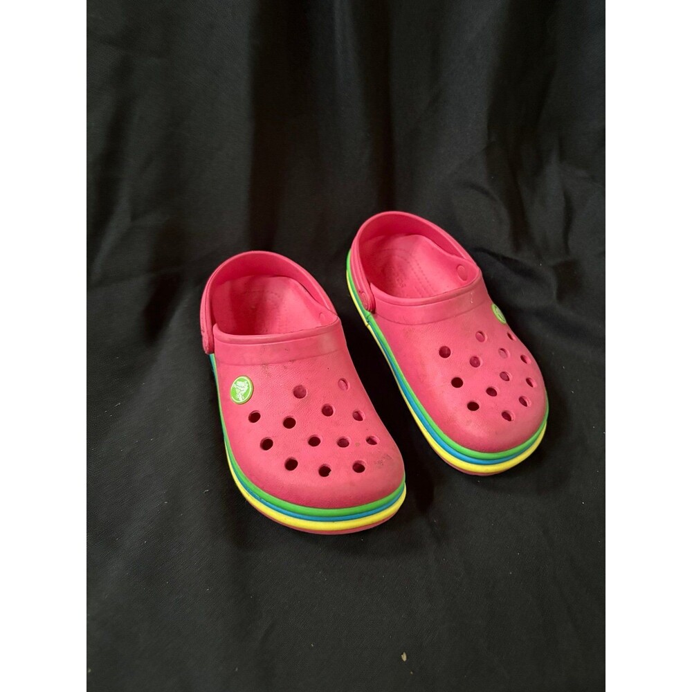 Crocs girls size 13 c pink shoes clogs